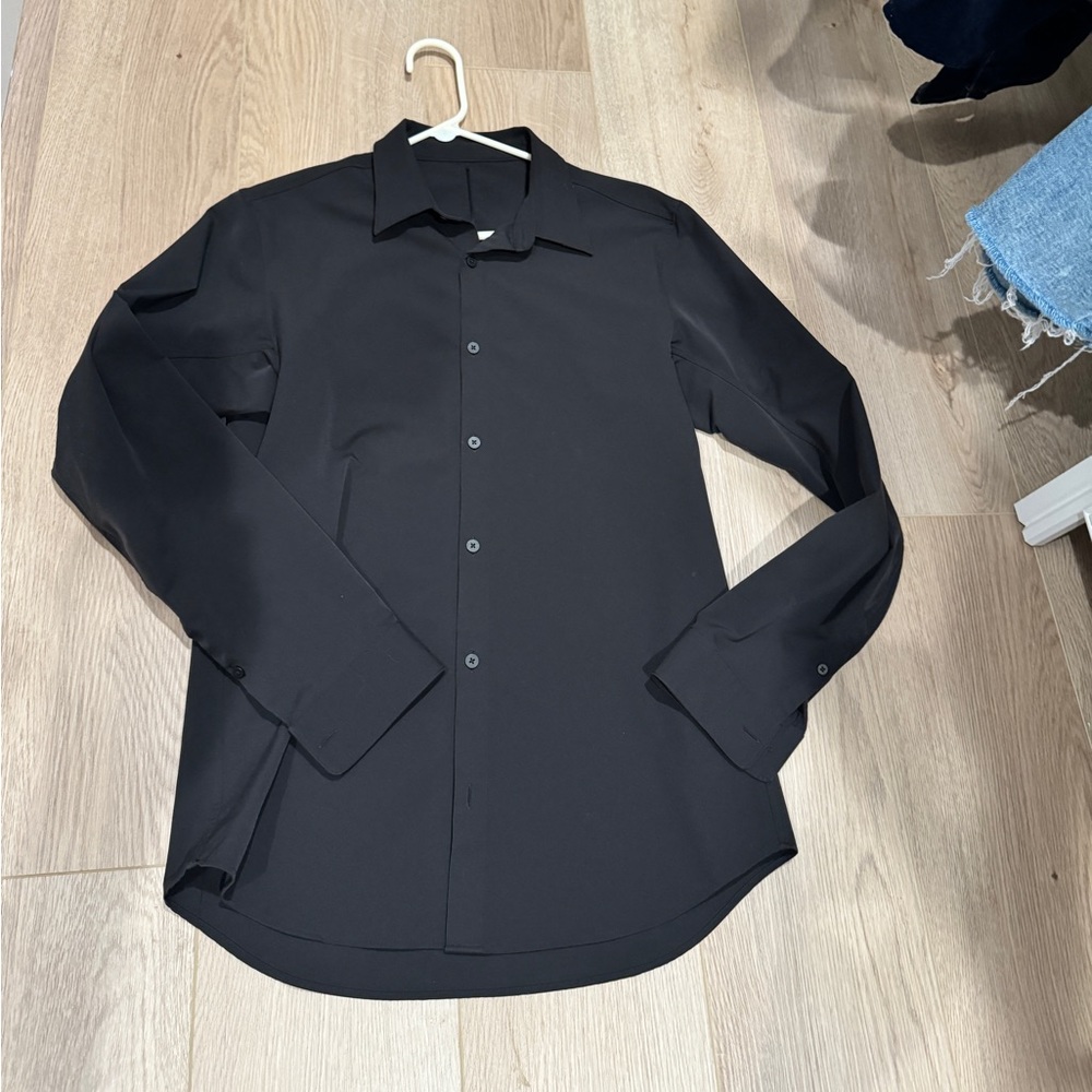 Men’s Lululemon New Venture Slim Fit Shirt Black Size Medium